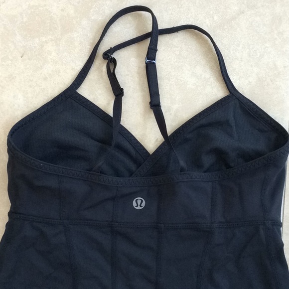 Lululemon top - Picture 6 of 8